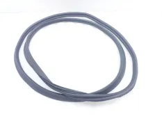 Уплотнитель двери багажника LiXiang L7