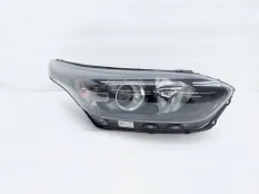 Фара Kia Ceed