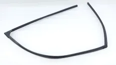 Уплотнитель стекла двери Geely Coolray