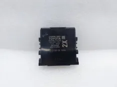 Блок управления парктроником Toyota Camry