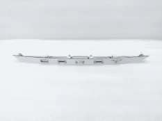 Накладка крышки багажника Toyota Camry