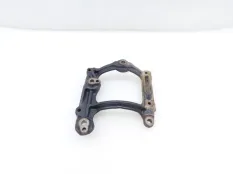 Кронштейн компрессора кондиционера Toyota Camry