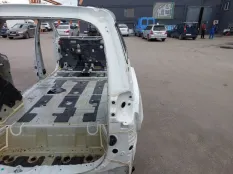 Кузов Kia Carnival