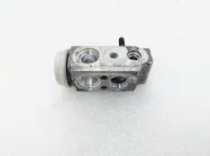 Клапан кондиционера Kia Carnival