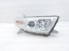 Фара Toyota Highlander