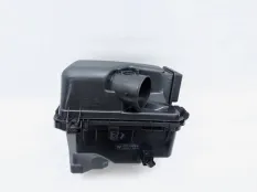 Корпус воздушного фильтра Toyota Highlander