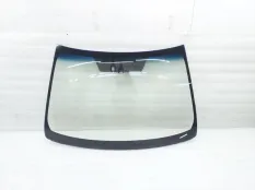 Стекло лобовое Toyota Camry