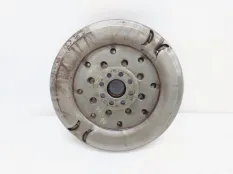 Маховик Volkswagen Tiguan