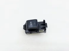 Кнопка стеклоподъемника Toyota Camry