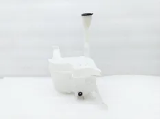 Бачок омывателя Toyota Camry