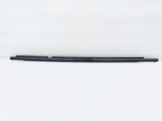 Молдинг стекла двери Toyota Land Cruiser