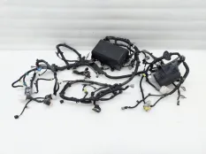 Проводка подкапотная Toyota Land Cruiser