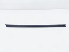 Уплотнитель стекла двери Peugeot Partner Tepee