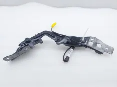 Петля капота Mercedes-Benz GLB-Class