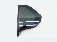 Форточка двери Volkswagen Golf R