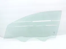 Стекло двери Volkswagen Golf R