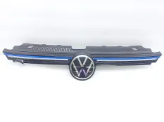 Решетка радиатора Volkswagen Golf R