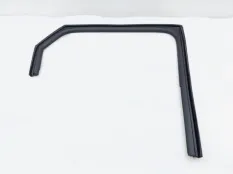 Уплотнитель стекла двери Kia K5