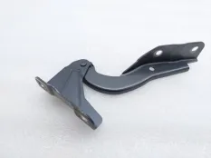 Петля капота Mitsubishi Pajero Sport