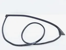 Уплотнитель двери Mazda CX-5
