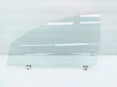 Стекло двери Mitsubishi Pajero Sport