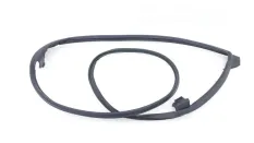 Уплотнитель двери Toyota Camry