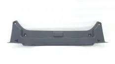 Кожух замка багажника Toyota Camry