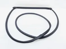 Уплотнитель двери Mazda CX-5