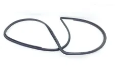 Уплотнитель проема двери Toyota Camry