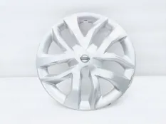 Колпак колеса Nissan Terrano