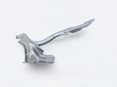 Петля капота Renault Arkana