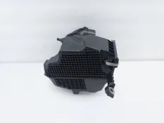 Корпус воздушного фильтра Renault Arkana