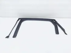 Уплотнитель стекла двери Renault Arkana