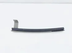 Направляющая стекла двери Renault Arkana