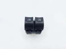 Кнопки стеклоподъемника Renault Arkana