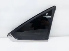 Стекло кузовное глухое Renault Arkana