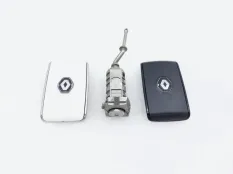 Ключ зажигания Renault Arkana