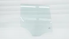 Стекло двери BMW X1