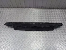 Усилитель бампера Mitsubishi Pajero