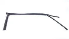 Уплотнитель стекла двери Volkswagen Passat