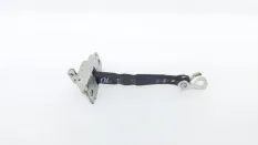 Ограничитель двери Toyota Fortuner
