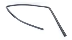Уплотнитель стекла двери Toyota Fortuner