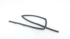 Уплотнитель Toyota Fortuner