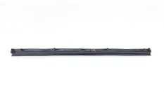Уплотнитель стекла двери Toyota Fortuner