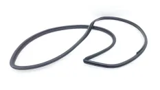 Уплотнитель проема двери Toyota Fortuner