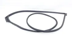 Уплотнитель двери Toyota RAV4