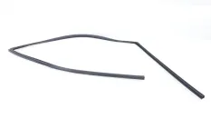 Уплотнитель стекла двери Toyota RAV4