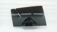 Стекло двери Toyota RAV4