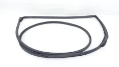 Уплотнитель двери Toyota RAV4