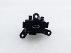 Кнопка открывания багажника Kia K5